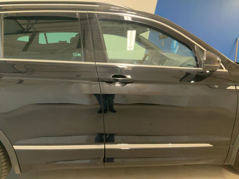 Volkswagen Tiguan 2.0 TDI R-Line 4Motion 2021 – снимка 10