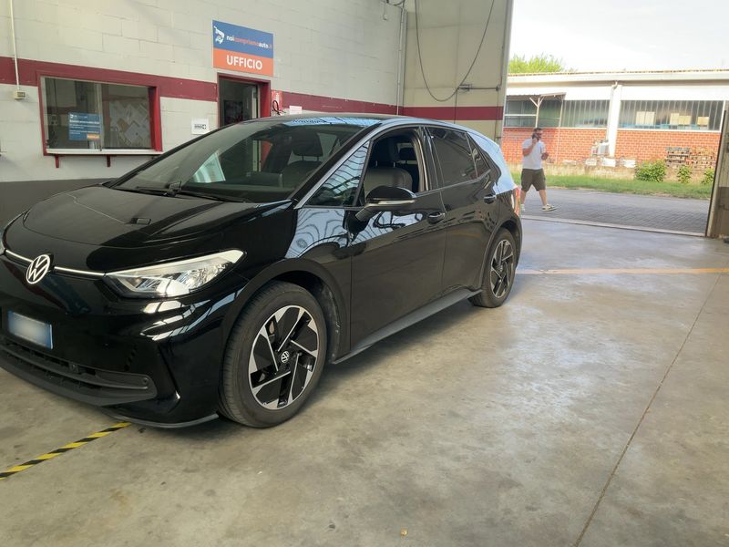 Volkswagen ID.3 electric drive 125 kW Pure Edition Plus 2025 – снимка 2
