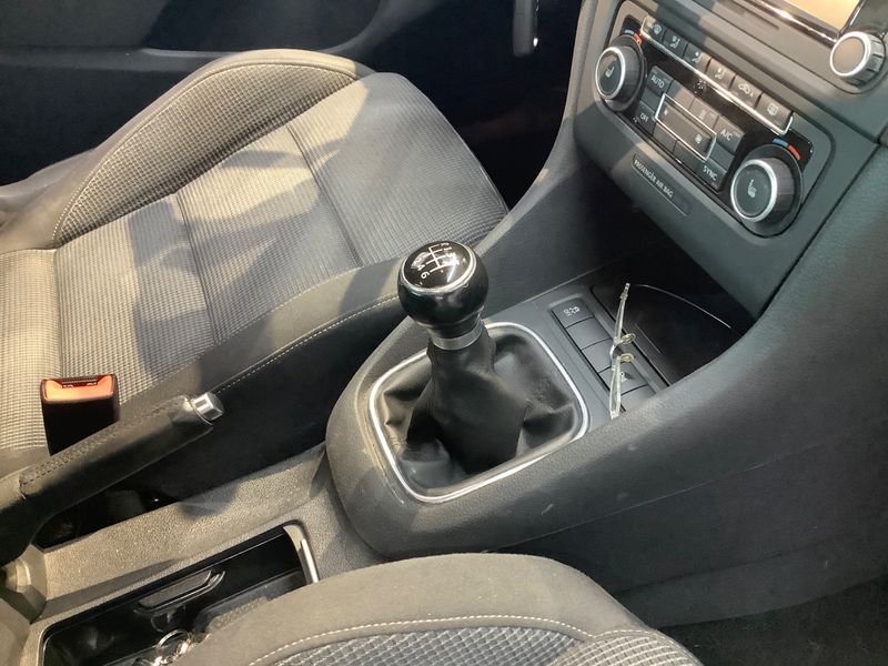 Volkswagen Golf VI 1.4 TSI Comfortline 2012 – снимка 25