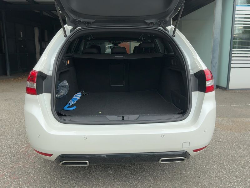 Peugeot 308 2.0 Blue-HDi GT 2020 – снимка 15