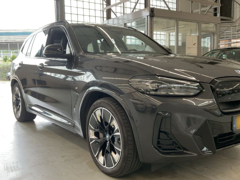 BMW iX3 electric drive 210 kW Impressive 2022 – снимка 8