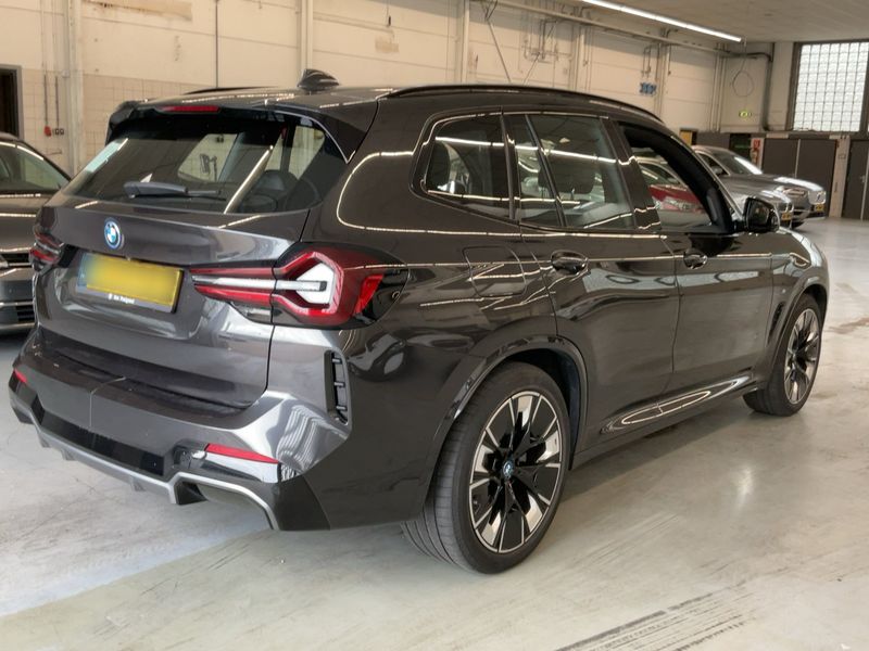 BMW iX3 electric drive 210 kW Impressive 2022 – снимка 6