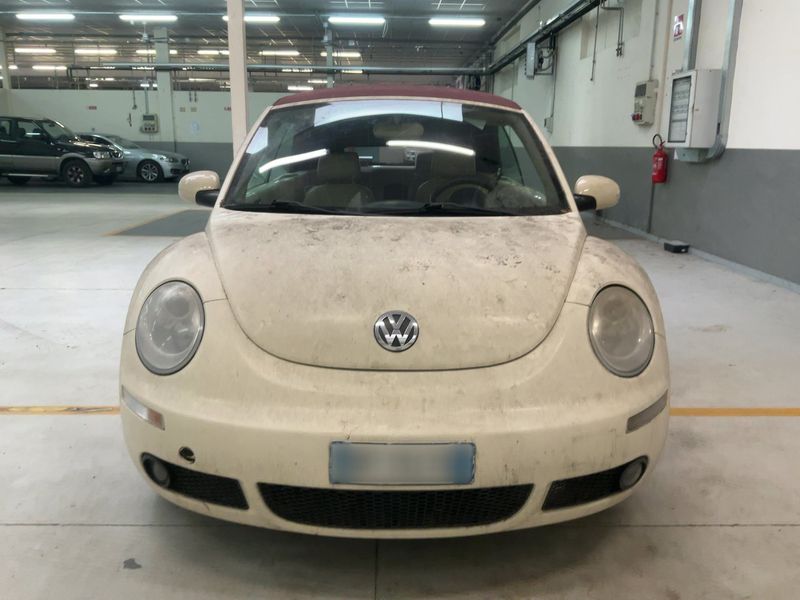 Volkswagen New Beetle 2.0 2008 – снимка 14