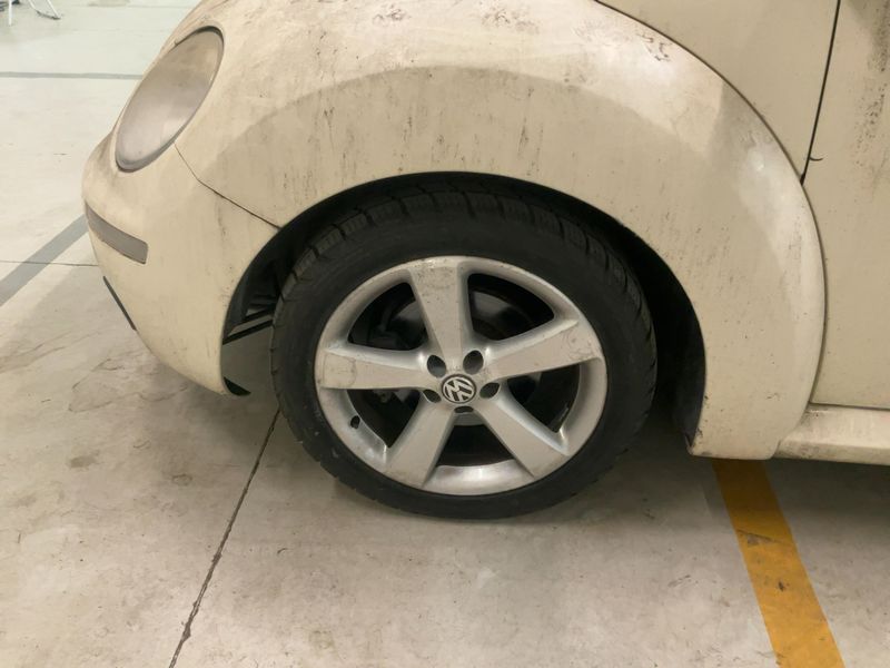 Volkswagen New Beetle 2.0 2008 – снимка 3