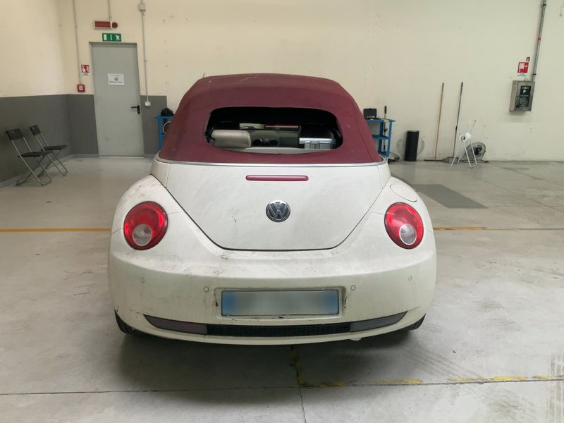 Volkswagen New Beetle 2.0 2008 – снимка 7