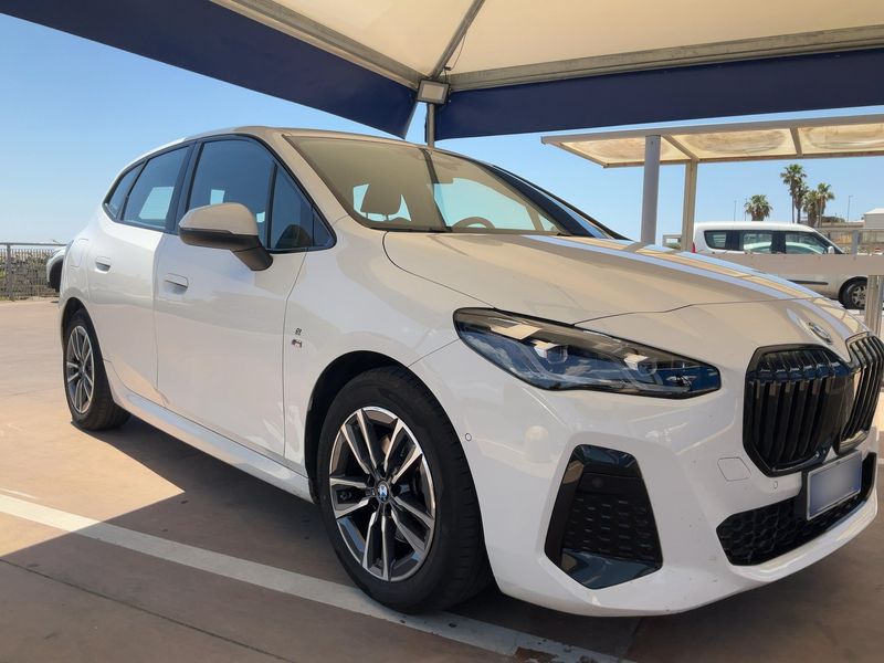 BMW 2er 218d Active Tourer M Sport 2024 – снимка 12