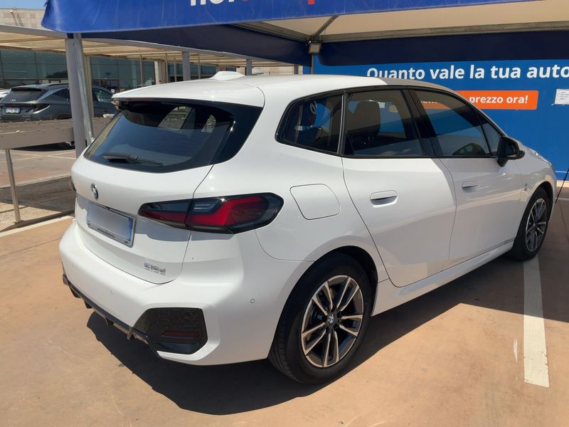 BMW 2er 218d Active Tourer M Sport 2024 – снимка 8