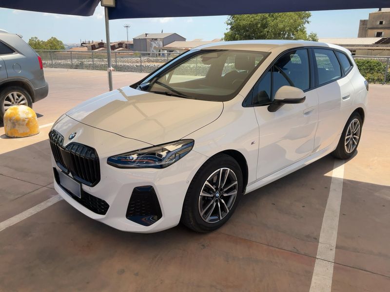 BMW 2er 218d Active Tourer M Sport 2024 – снимка 1