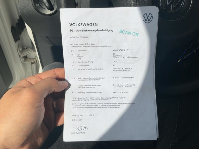 Volkswagen Caddy 1.6 TDI Kasten 2012 – снимка 21