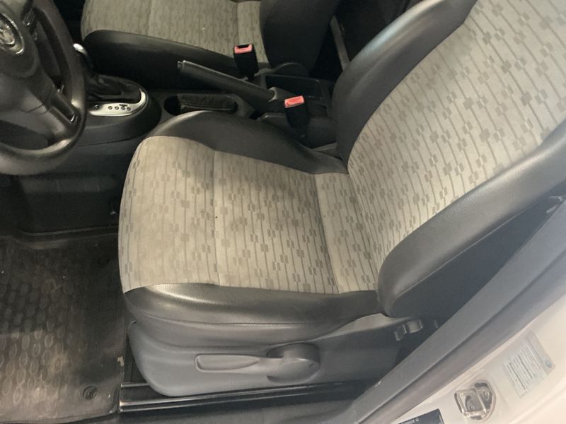 Volkswagen Caddy 1.6 TDI Kasten 2012 – снимка 28