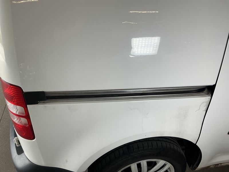 Volkswagen Caddy 1.6 TDI Kasten 2012 – снимка 24