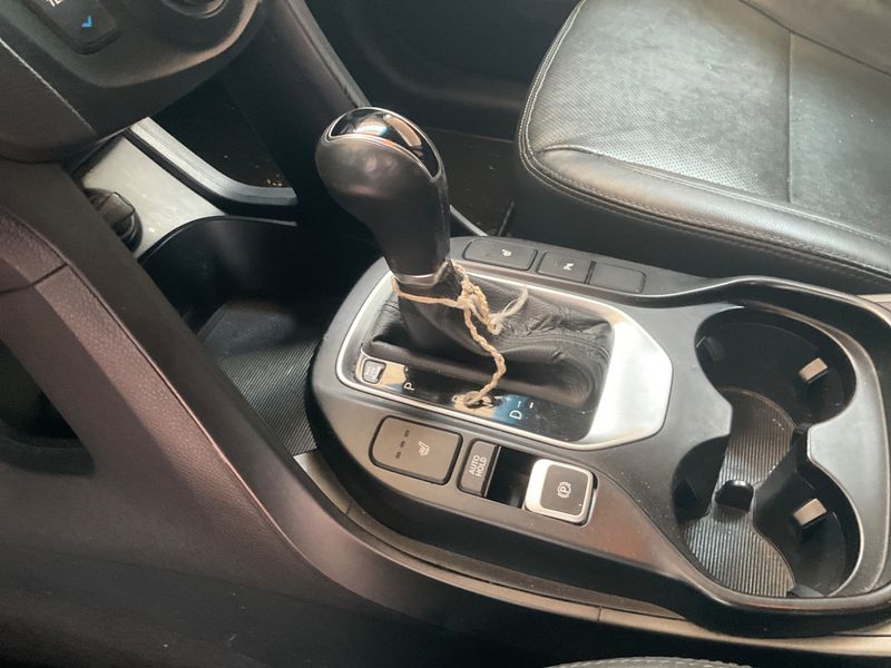 Hyundai Santa Fe 2.2 CRDi Xpossible 4WD 2017 – снимка 22