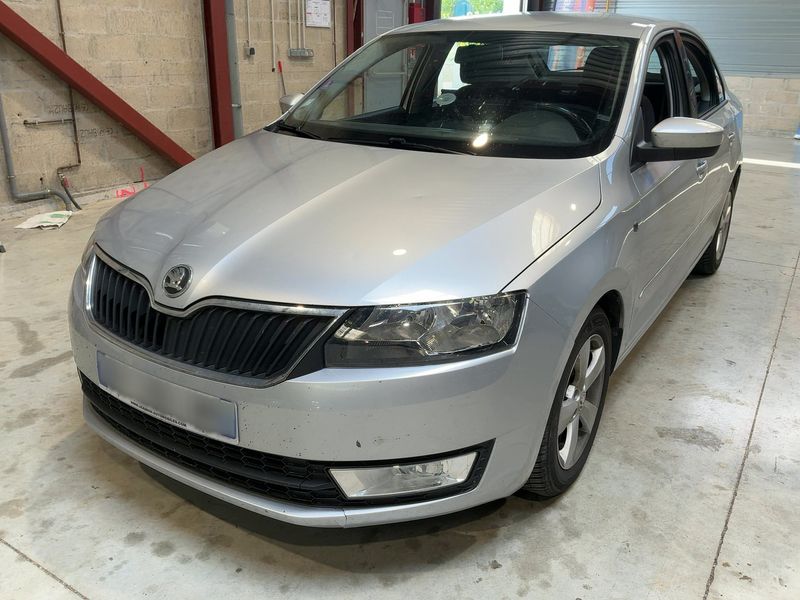 Skoda Rapid 1.2 TSI Ambition 2014 – снимка 1