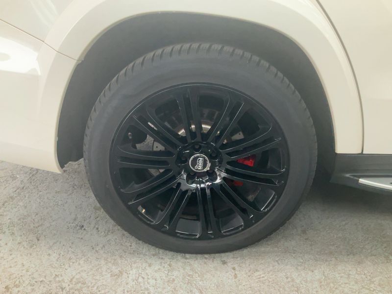 Mercedes-Benz GLS-Klasse GLS 63 AMG 4Matic 2019 – снимка 9