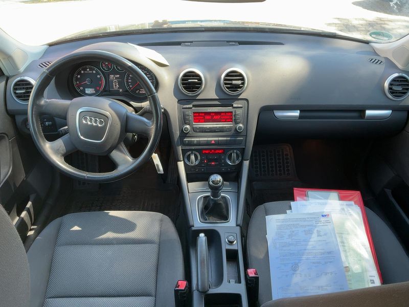 Audi A3 Sportback 1.4 TFSI Attraction 2010 – снимка 17