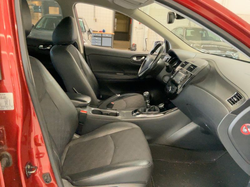 Nissan Pulsar 1.2 N-Connecta 2017 – снимка 16