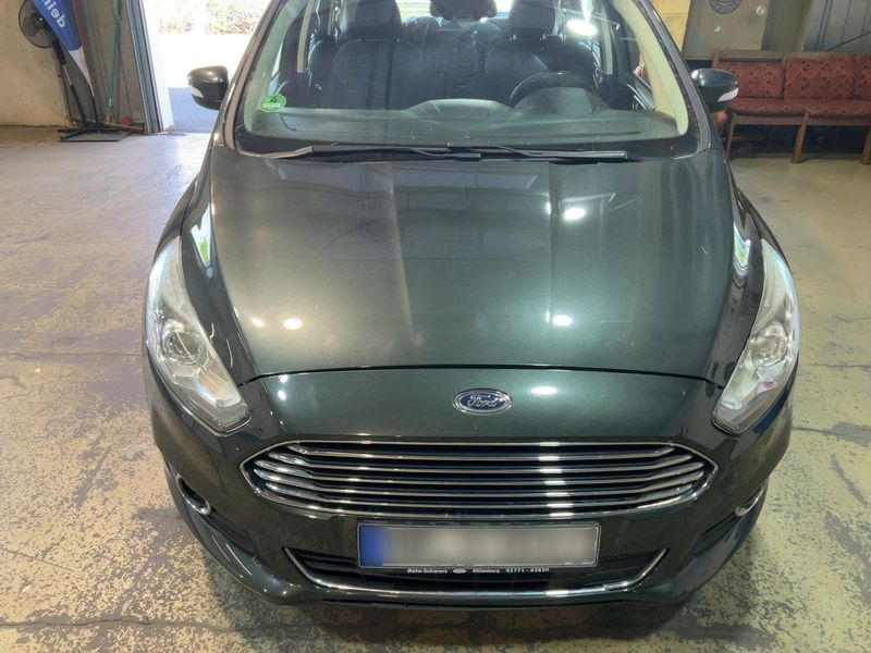 Ford S-Max 2.0 TDCi Titanium 4x4 2016 – снимка 14