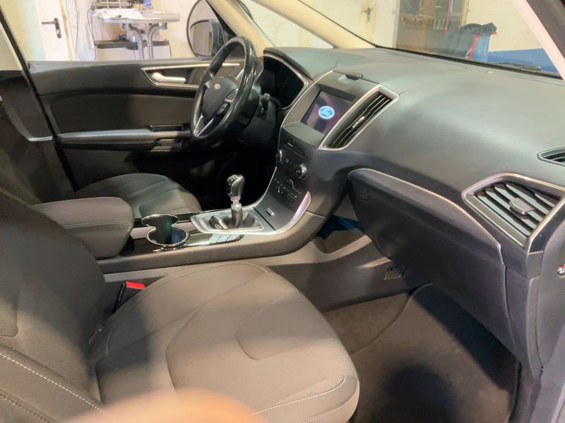 Ford S-Max 2.0 TDCi Titanium 4x4 2016 – снимка 17