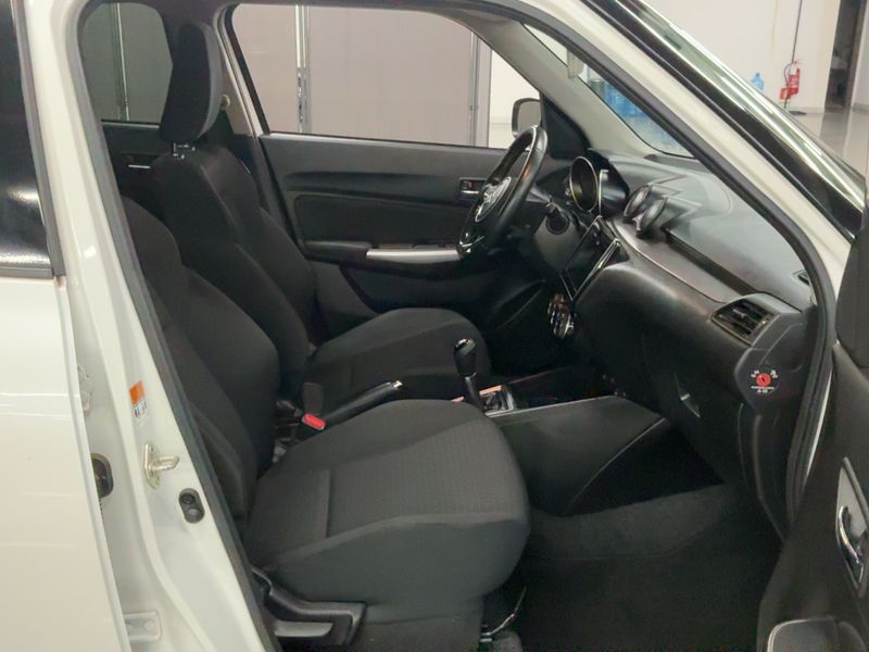 Suzuki Swift 1.2 DualJet Mild-Hybrid Top 2020 – снимка 16