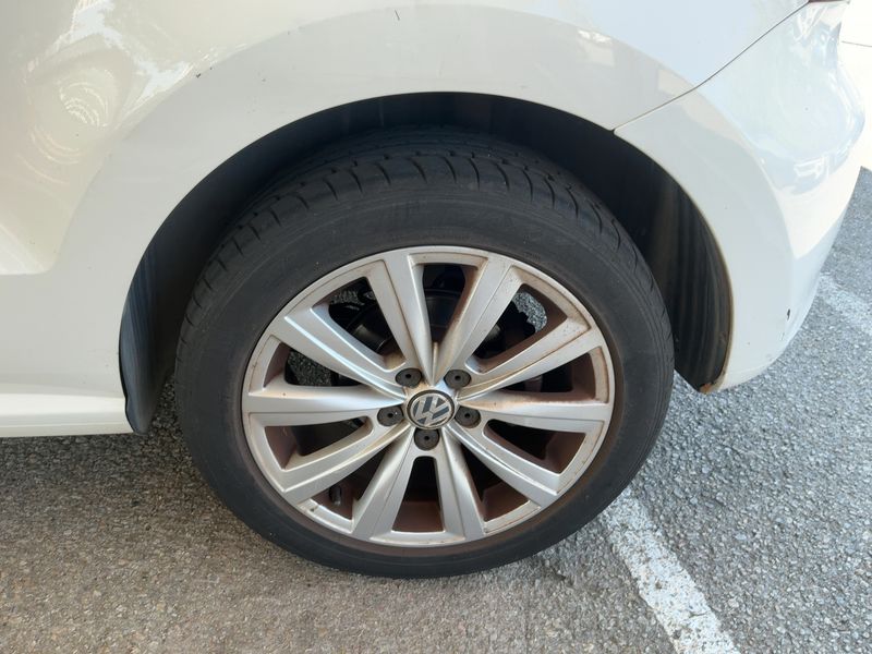 Volkswagen Polo 1.2 TSI Sport 2011 – снимка 5