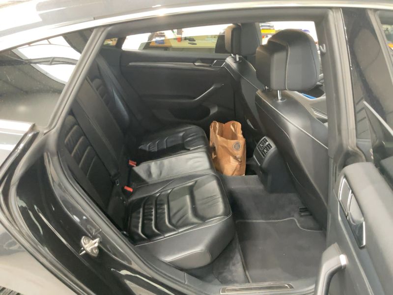 Volkswagen Arteon 2.0 TSI R-Line 2018 – снимка 19