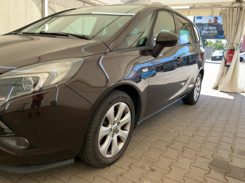Opel Zafira Tourer 1.4 Turbo Edition 2015 – снимка 2