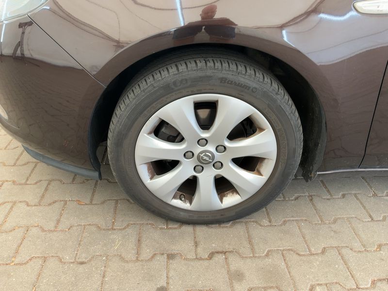 Opel Zafira Tourer 1.4 Turbo Edition 2015 – снимка 3