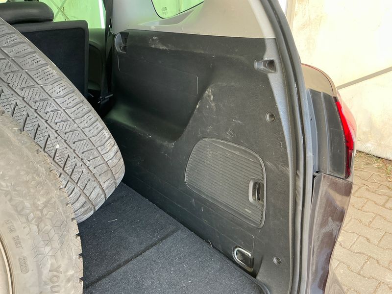 Opel Zafira Tourer 1.4 Turbo Edition 2015 – снимка 35