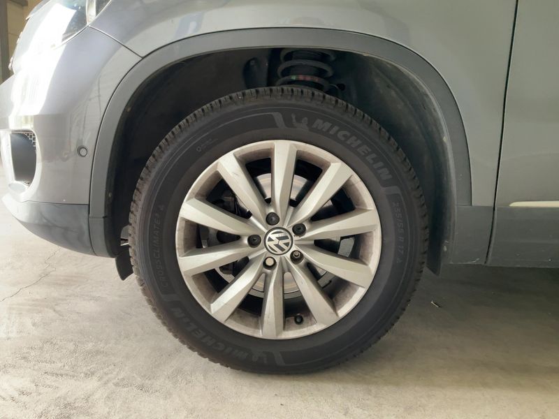 Volkswagen Tiguan 2.0 TDI Sport & Style 4Motion BlueMotion Tech 2013 – снимка 3