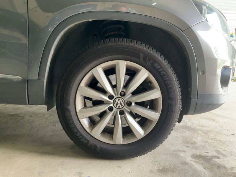 Volkswagen Tiguan 2.0 TDI Sport & Style 4Motion BlueMotion Tech 2013 – снимка на щета 11