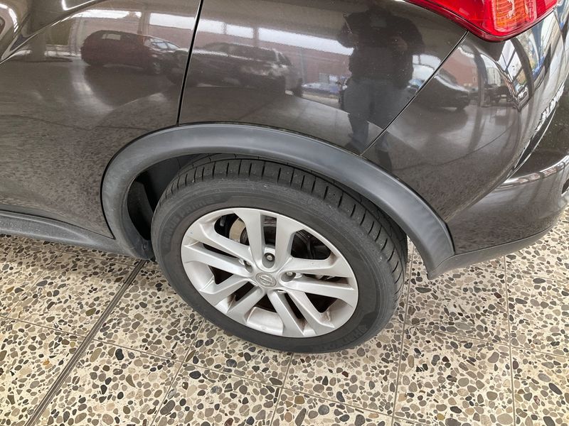 Nissan Juke 1.6 Tekna 4x4 2011 – снимка 35