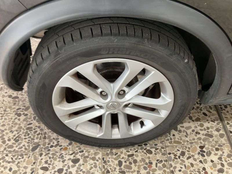 Nissan Juke 1.6 Tekna 4x4 2011 – снимка 9
