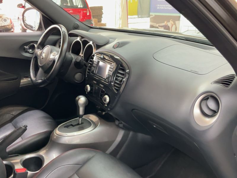 Nissan Juke 1.6 Tekna 4x4 2011 – снимка 18