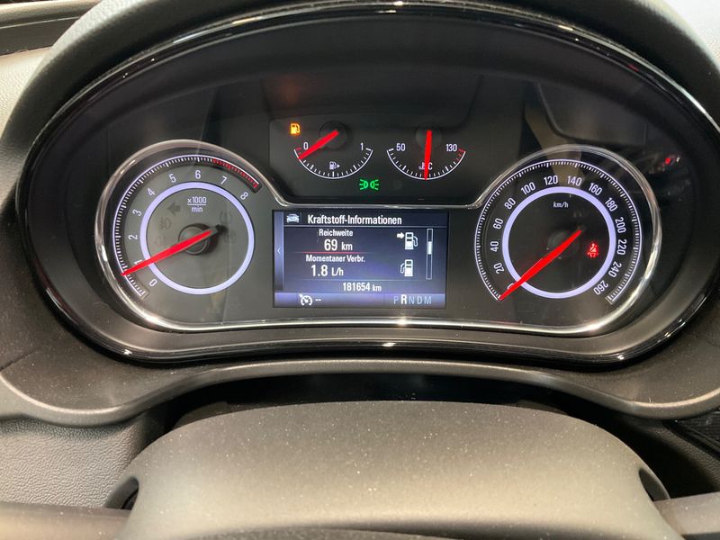 Opel Insignia Sports Tourer 2.0 SIDI Turbo Innovation 4x4 2015 – снимка 18