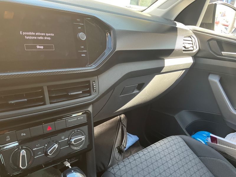 Volkswagen T-Cross 1.0 TSI Style 2021 – снимка 22