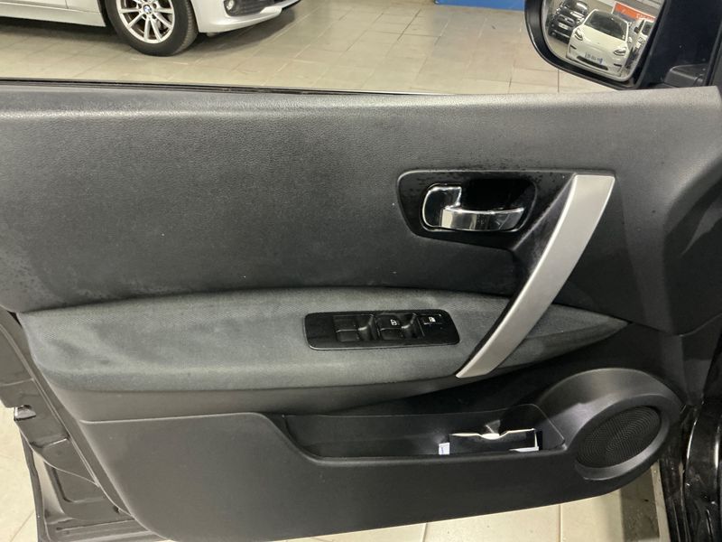 Nissan Qashqai 2.0 Connect Edition 2010 – снимка 30