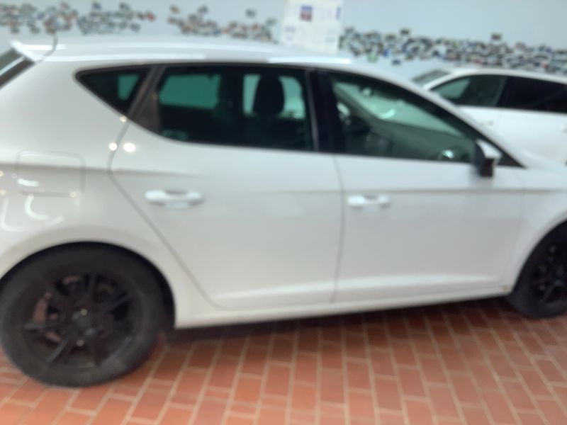 Seat Leon 2.0 TDI FR 2013 – снимка 10