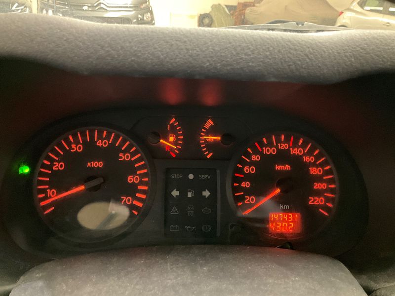 Renault Clio 1.4 Expression 2003 – снимка 4