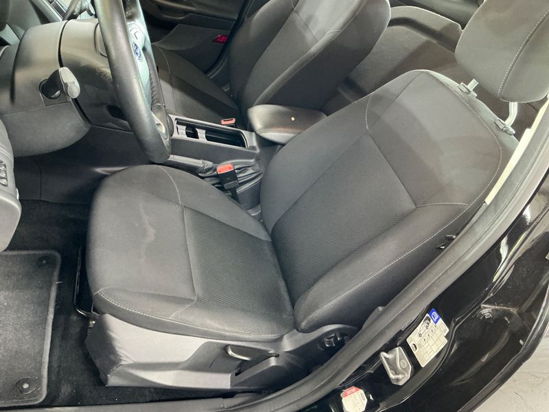 Ford Focus 1.5 TDCi Business 2016 – снимка 30