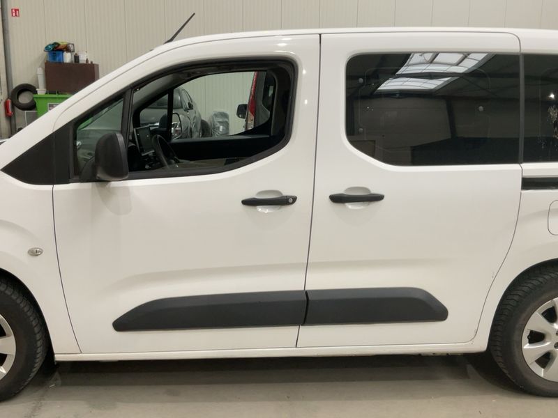 Opel Combo Life 1.2 Turbo Selection 2019 – снимка 4