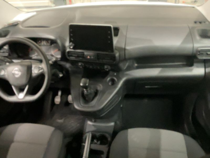 Opel Combo Life 1.2 Turbo Selection 2019 – снимка 17
