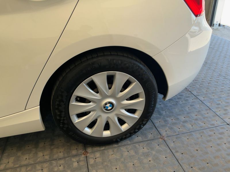 BMW 1er 118d xDrive Advantage 2015 – снимка 5