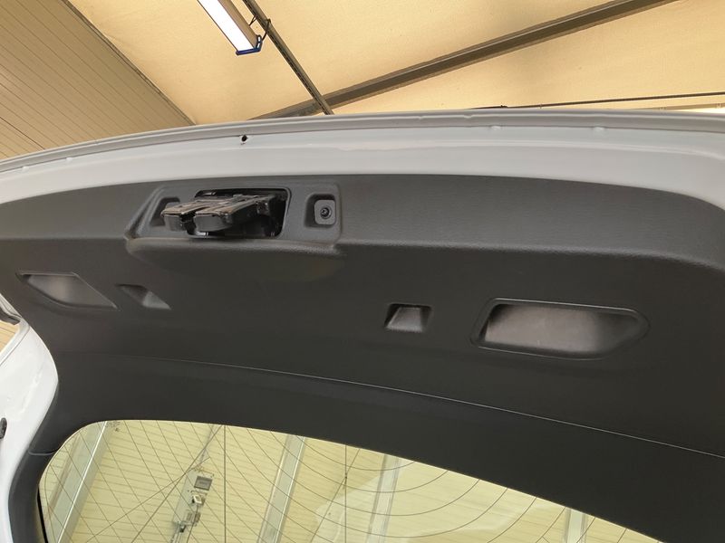 BMW 1er 118d xDrive Advantage 2015 – снимка 23