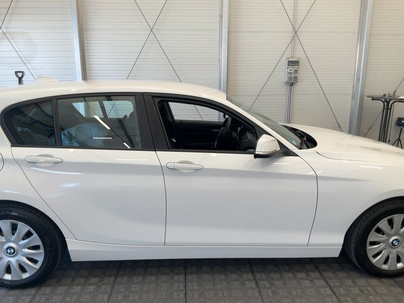 BMW 1er 118d xDrive Advantage 2015 – снимка 10