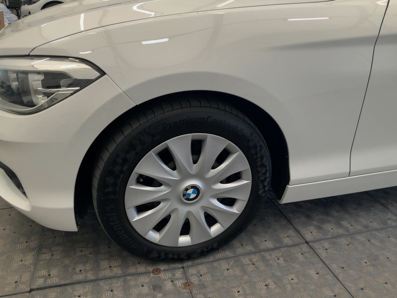 BMW 1er 118d xDrive Advantage 2015 – снимка 3