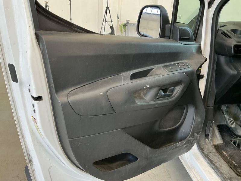 Citroen Berlingo 1.5 Blue-HDi Club XL 2021 – снимка 28