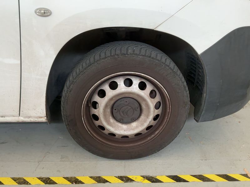 Citroen Berlingo 1.5 Blue-HDi Club XL 2021 – снимка 11