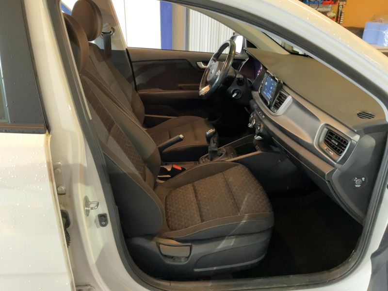 Kia Rio 1.0 TGDI Spirit 2018 – снимка 16