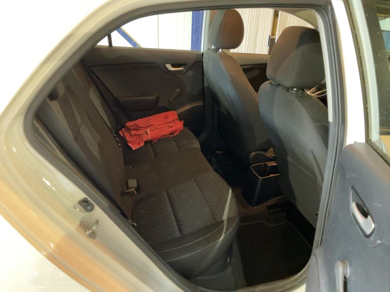 Kia Rio 1.0 TGDI Spirit 2018 – снимка 19