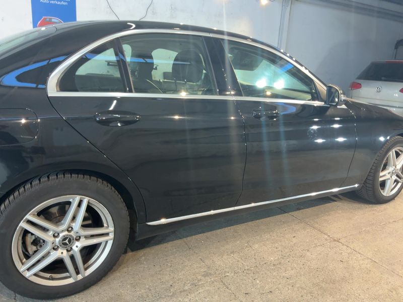 Mercedes-Benz C-Klasse C 180 Avantgarde 2019 – снимка 10